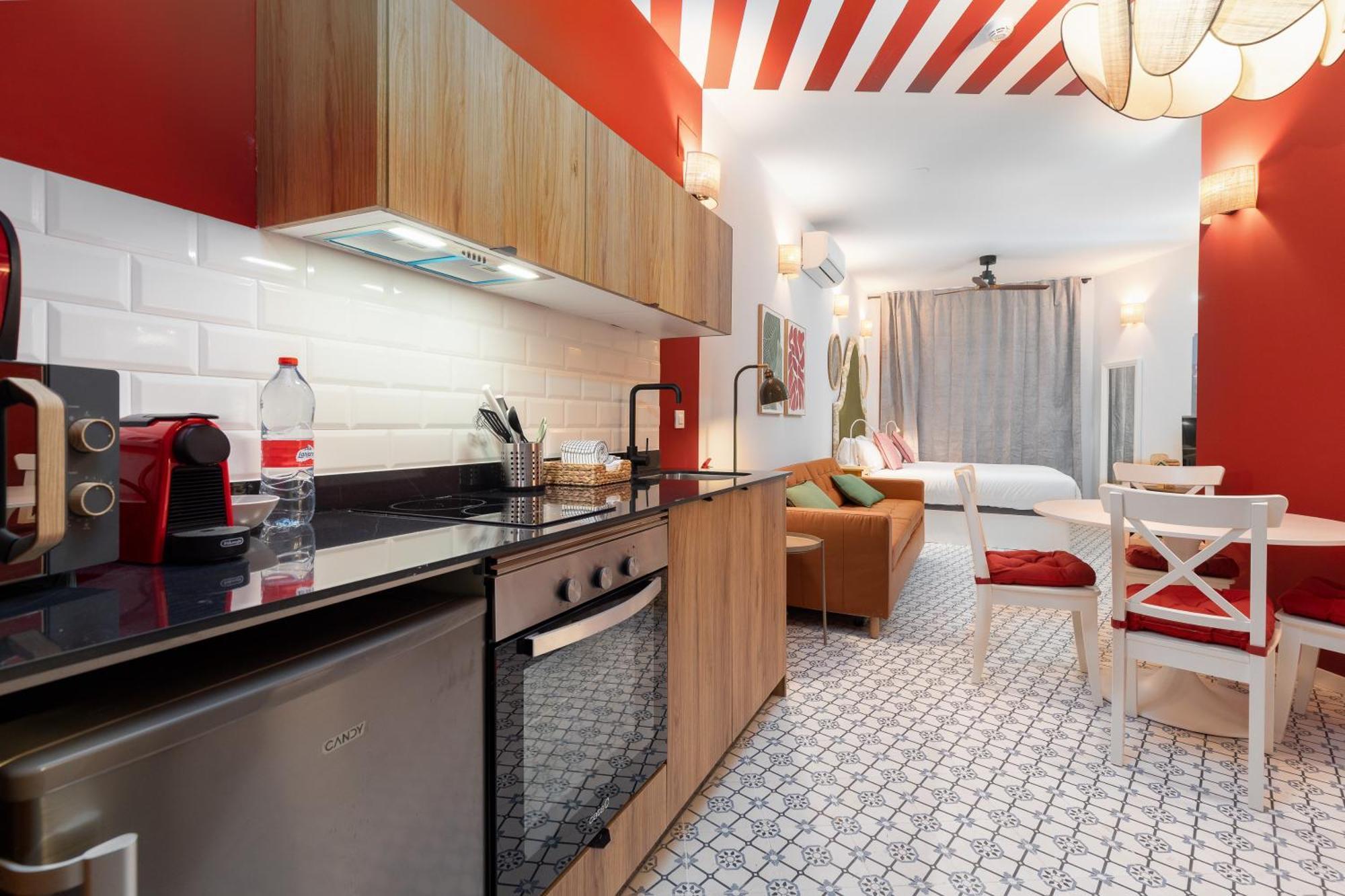 The Little Village Apartments Valencia Bagian luar foto