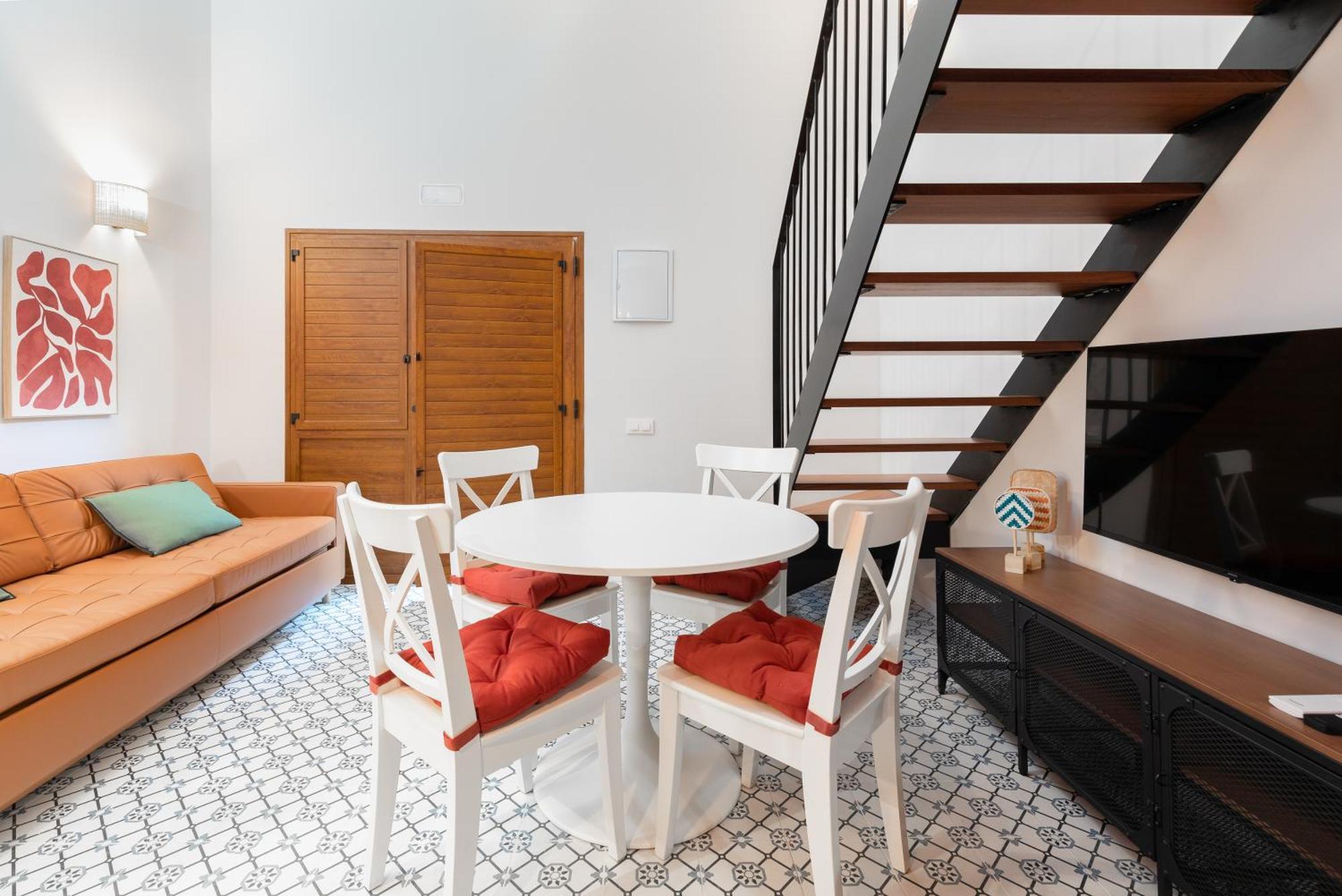 The Little Village Apartments Valencia Bagian luar foto
