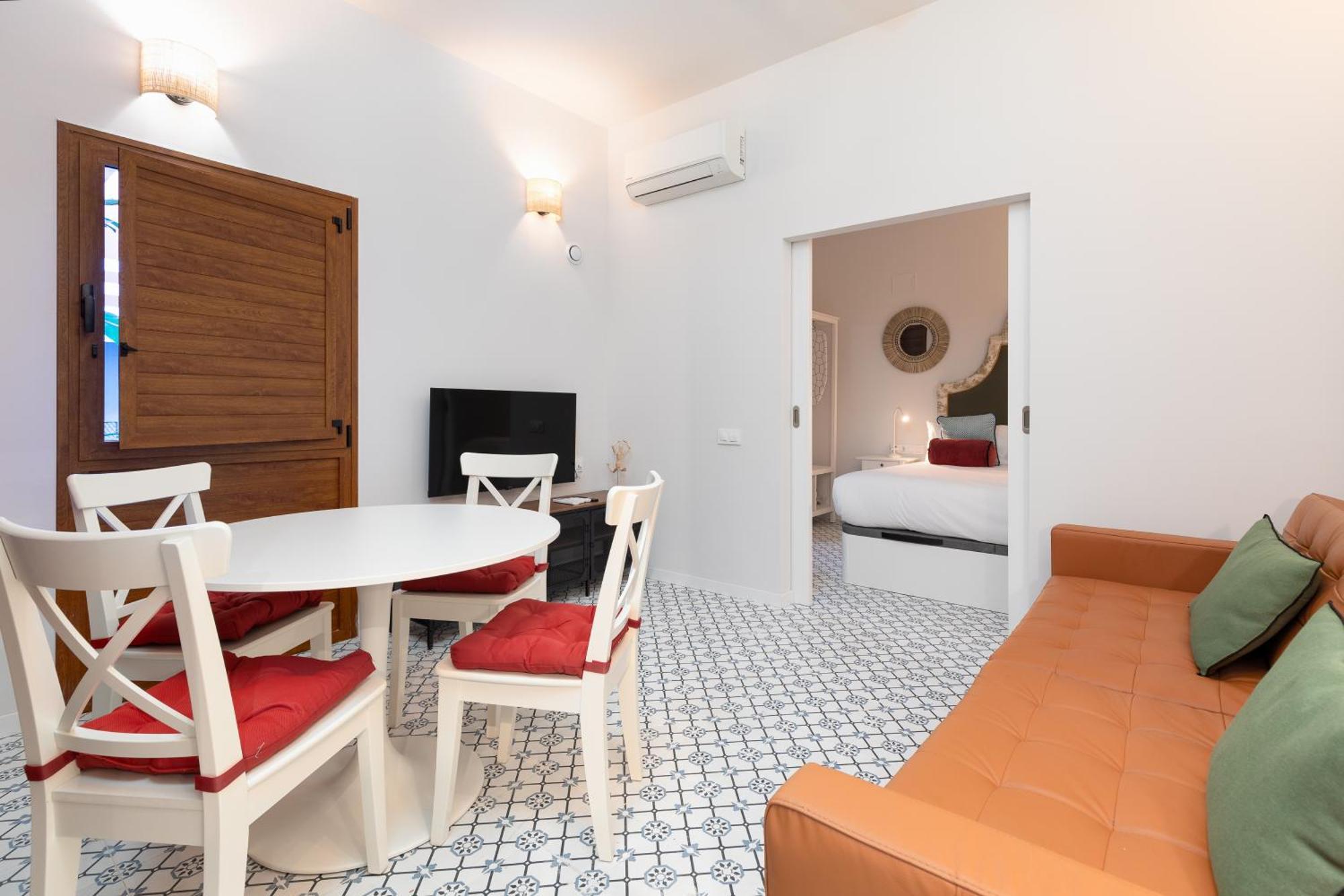 The Little Village Apartments Valencia Bagian luar foto