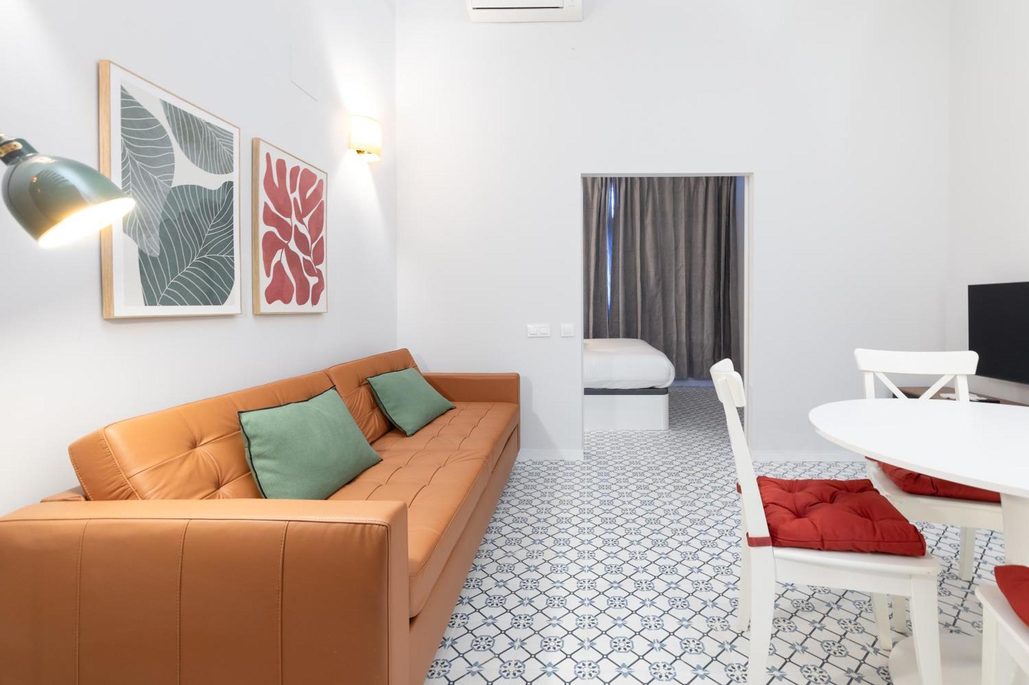 The Little Village Apartments Valencia Bagian luar foto